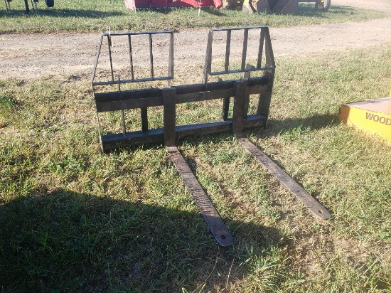 Pallet Forks for Skid Loader