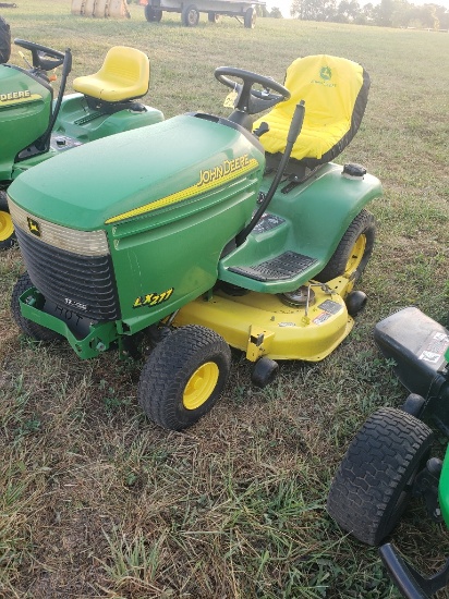 JD LX277 Rider 17 HP Kawasaki, 48" deck, hydro, runs & works