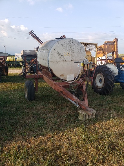 Pull Type Sprayer 300 gal tank, pump, booms