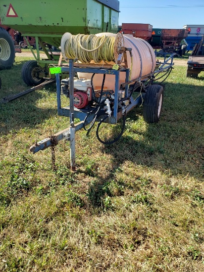 Sprayer 250 Gallon Honda elect start pump - Works Good - Taxable (7.75%)