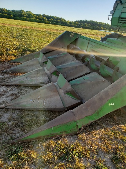 JD 444 CornHead