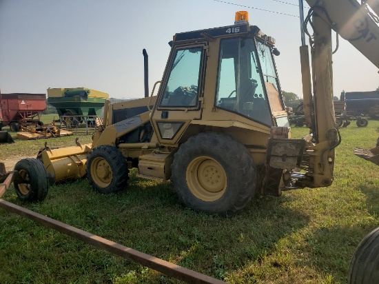 Cat 416 Backhoe 12, 24, 36" Backhoe Buckets, Showing 5923 Hrs 5PC03469