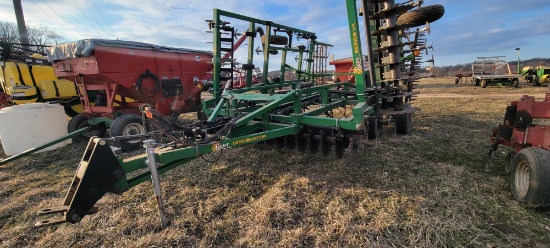 Great Plains 21' Discovator