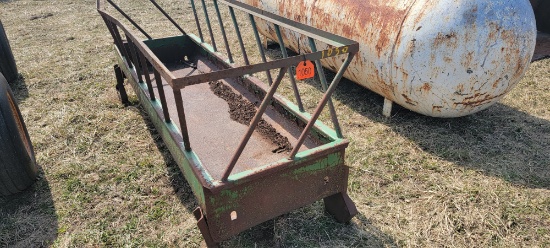 Hay Feeder