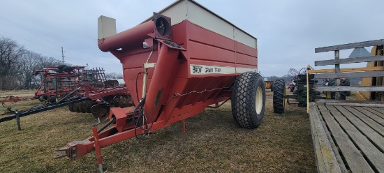 Brent 610 Grain Cart