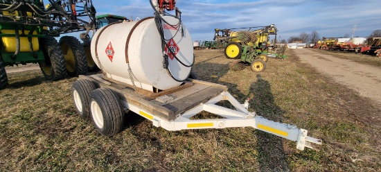 500 Gal Fuel Tank on Frame