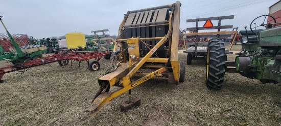 Vermeer Round Baler
