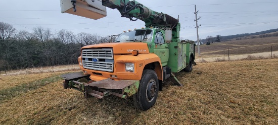 Ford F800 Bucket Truck 1983      title