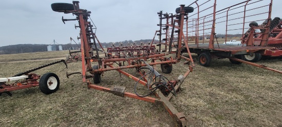 Case 24' Feild Cultivator