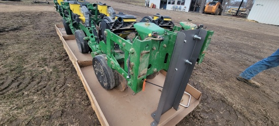 JD Row Units Off JD 1770