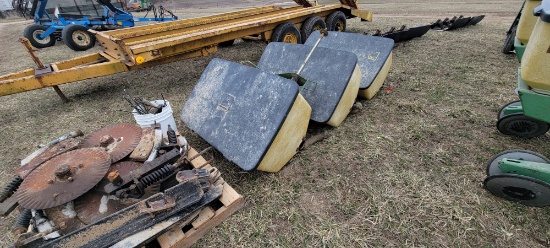 Dry Fertilizer for JD 7000 Planter