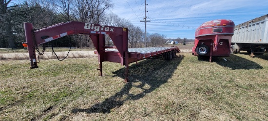 Big Tex 24 Goosneck Flatbed Trailer   title