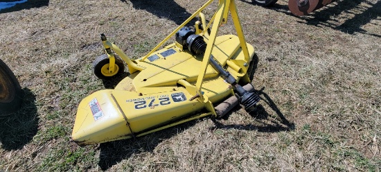 JD 272 Finish Mower