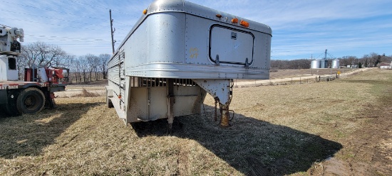 Featherlite Gooseneck Trailer   NO TITLE
