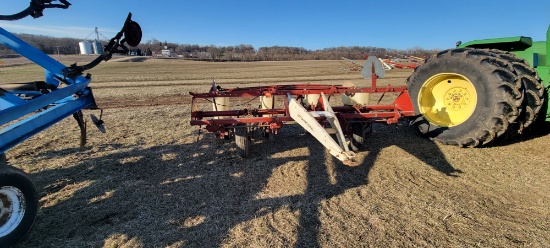 IH 4 rw Planter
