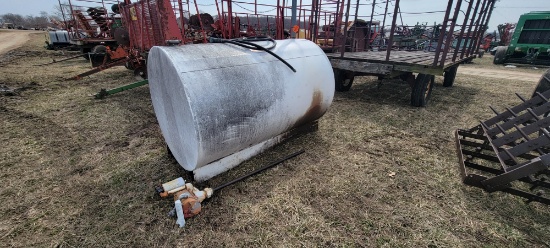 500 Gal Fuel Tank & Pump