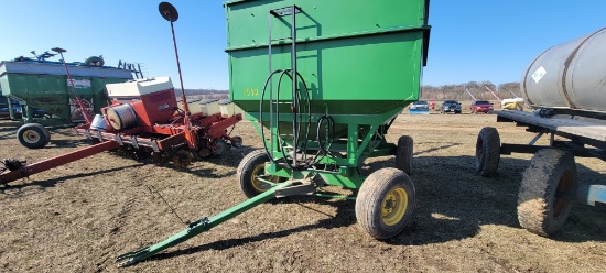 Gravity Wagon w/ auger