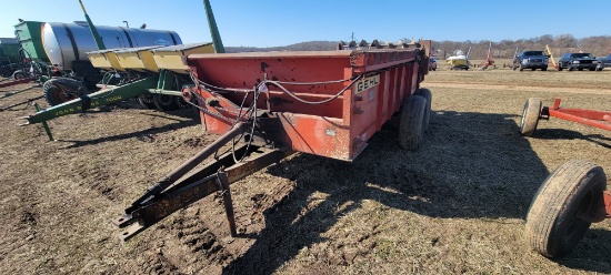 Gehl Manure Spreader