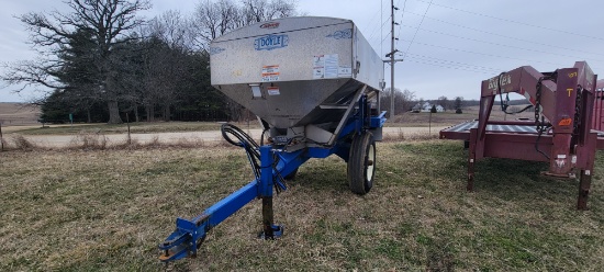 Doyle Fertilizer Spreader