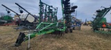 Great Plains 28' Discovater