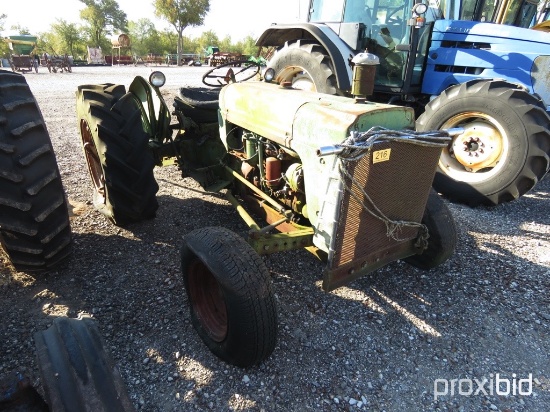 OLIVER 55 TRACTOR (PARTS) SERIAL # 135-983-519