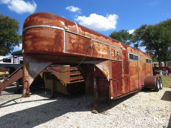 2 HORSE IN LINE GOOSENECK TRAILER (VIN # 1D9VS1820E1072001) (MSO ON HAND AND WILL BE MAILED CERTIFIE