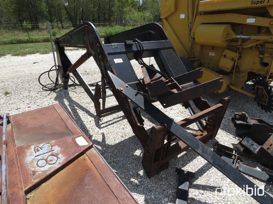 MILLER FRONTEND LOADER W/ BRACKETS