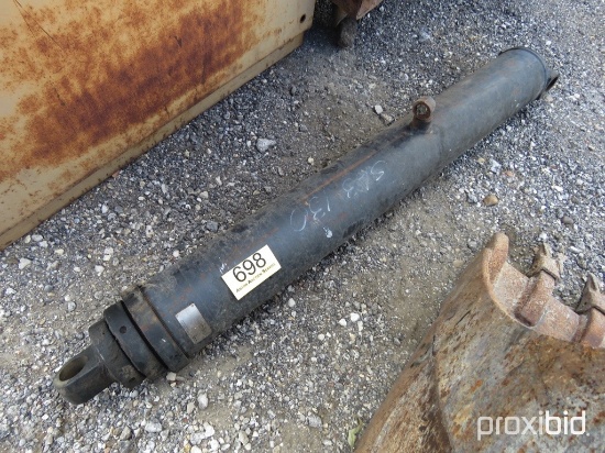 HYDRAULIC CYLINDER