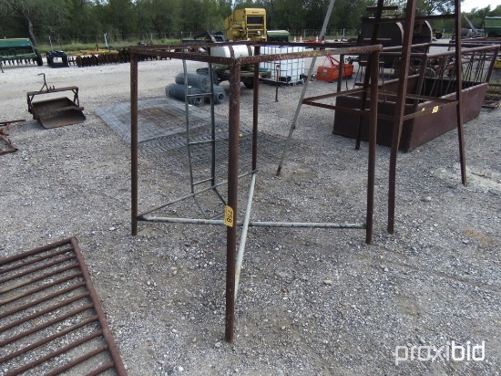 DEER STAND BASE