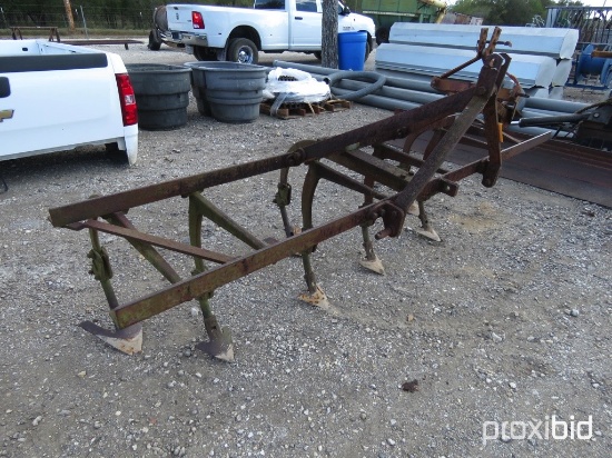 2 ROW CULTIVATOR