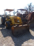 FORD LOADER TRACTOR (SHOWING APPX 2,595 HOURS) (SERIAL # 574395)