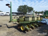 JD 4 ROW PLANTER