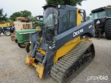 JD 333G SKID STEER (SHOWING APPX 2,549 HOURS) HIGH FLOW AND 2 SPEED (SERIAL # 1T0333GMHGF301283)