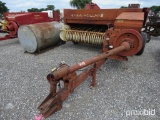 NH 320 SQUARE BALER W/ MANUAL