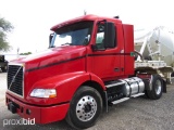 2008 VOLVO TRUCK (SHOWING APPX 1,134,422 MILES) (VIN # 4X4M19GHX8N487094) (TITLE ON HAND AND WILL BE