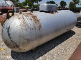 250 GALLON PROPANE TANK