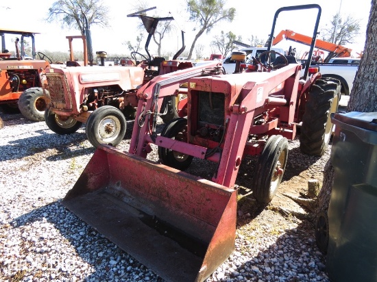 MAHINDRA C4005-D1 TRACTOR W/ LOADER & 6' SHREDDER 3PT (SHOWING APPX 607 HOURS,UP TO BUYER TO DO THEI
