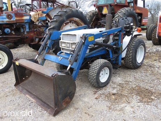 MITSUBISHI MT160D TRACTOR W/ LOADER (SHOWING APPX 1,429 HOURS, UP TO BUYER TO DO THEIR DUE DILLIGENC