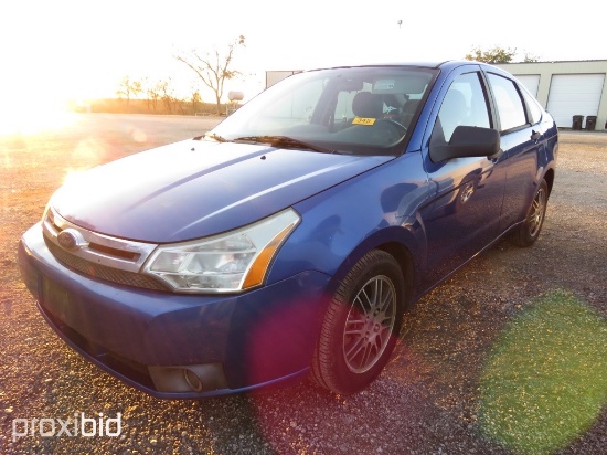 2010 FORD FOCUS CAR (SHOWING APPX 133,419 MILES, UP TO BUYER TO DO THEIR DUE DILLIGENCE TO CONFIRM M