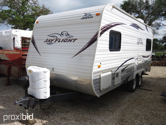 2012 19' JAY FLIGHT BUMPER BULL CAMPER (VIN # 1UJBJ0BK8C78P0174) (TITLE ON HAND AND WILL BE MAILED C