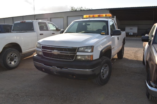 2007 CHEVROLET 2500 HD (VIN # 1GCHC24UX7E151993) (SHOWING APPX 133,389 MILES, UP TO BUYER TO DO THEI
