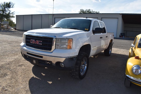 2009 GMC SIERRA PICKUP 4 X 4 (VIN # 3GTEK23349G285361) (SHOWING APPX 235,457 MILES, UP TO BUYER TO D