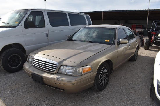 1999 FORD CROWN VICTORIA CAR (VIN # 2FAFP73W4XX176601) (SHOWING APPX 196,134 MILES,UP TO BUYER TO DO