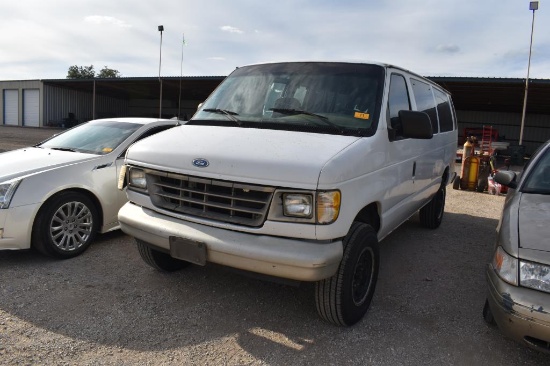 1995 FORD VAN (VIN # 1FBJS31H4SHA13220) (SHOWING APPX 237,152 MILES, UP TO BUYER TO DO THEIR DUE DIL