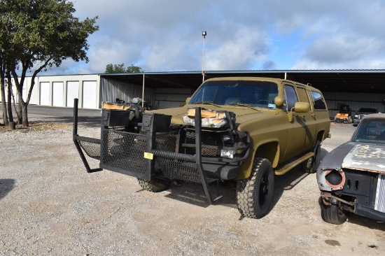 1985 CHEVROLET SUBURBAN (VIN # 1G8EK16L0FF119464) (UNKNOWN MILEAGE, UP TO BUYER TO DO THEIR DUE DILI