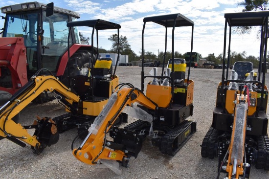 CE MINI EXCAVATOR (ZERO HOURS, UP TO BUYER TO DO THEIR DUE DILIGENCE TO CONFIRM HOURS, AUCTION COMPA