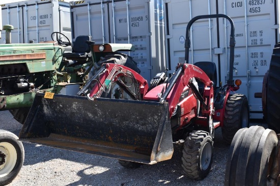MAHINDRA MAX 26XL TRACTOR W/ MAHINDRA LOADER ** INJECTOR PROBLEMS**(SERIAL # 26MG150871354) (SHOWING