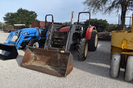 ZETOR 4341 TRACTOR W/ LOADER (SERIAL # R1A00893) (SHOWING APPX 1,122 HOURS, UP TO BUYER TO DO THEIR