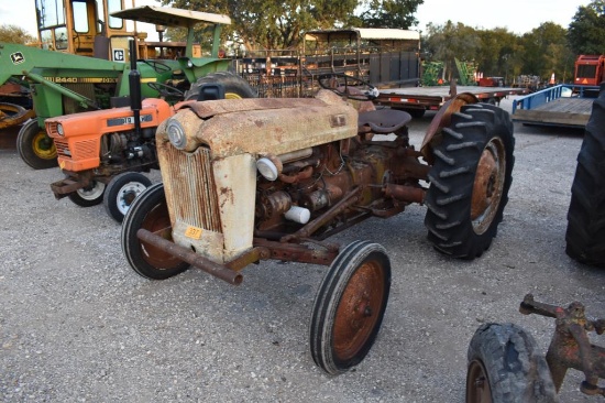 FORD NAA JUBILEE TRACTOR (SERIAL # 31578)