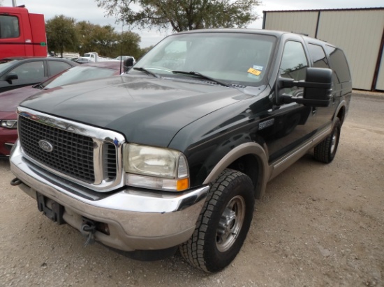 2002 FORD EXCURSION 7.3 DIESEL 4X4 (VIN # 1FMSU43F22EB88204) (SHOWING APPX 325,004 MILES, UP TO BUYE